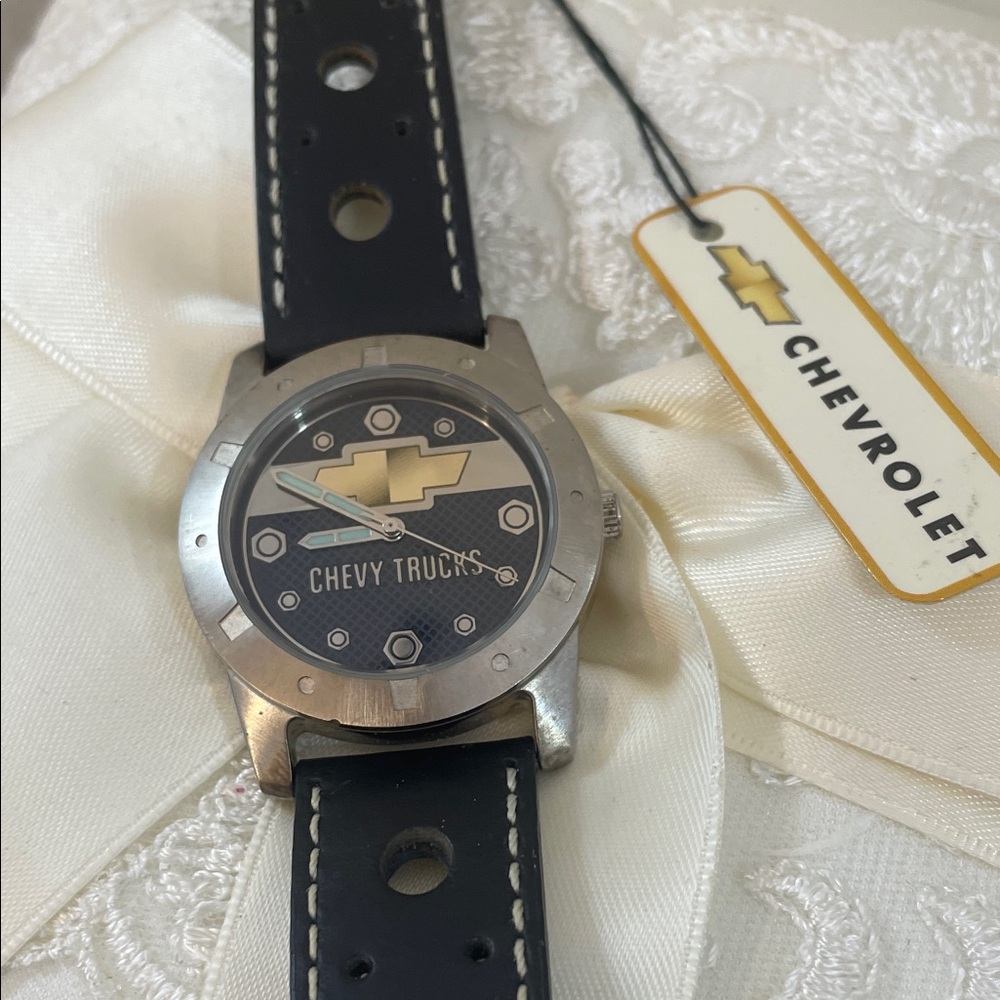 Chevy Trucks Black Leather adj Strap Watch collectible needs battery